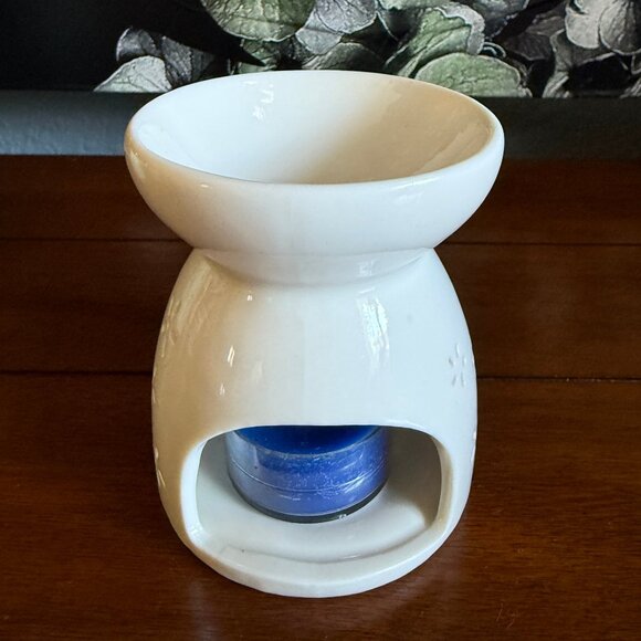NEW Ceramic Wax Warmer - Tealight Style - Comes with Blue Tealight Candle - Picture 2 of 2